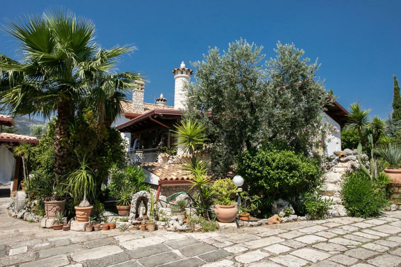 Villa Il Casale Delle Principesse Mattinata Exterior foto